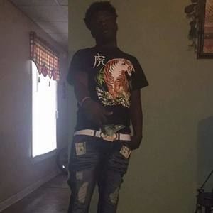 Meet your Posher, Larry